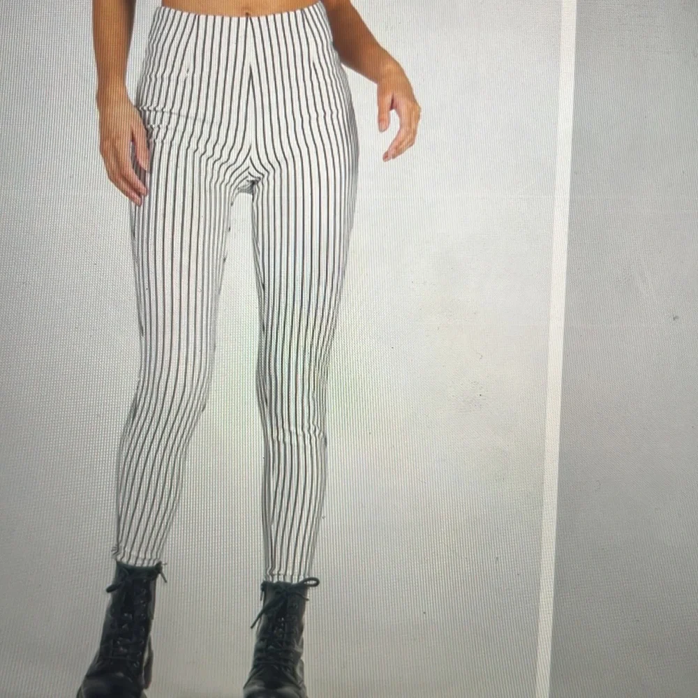 Princess Polly Moss Pants White - Picture 6 of 6